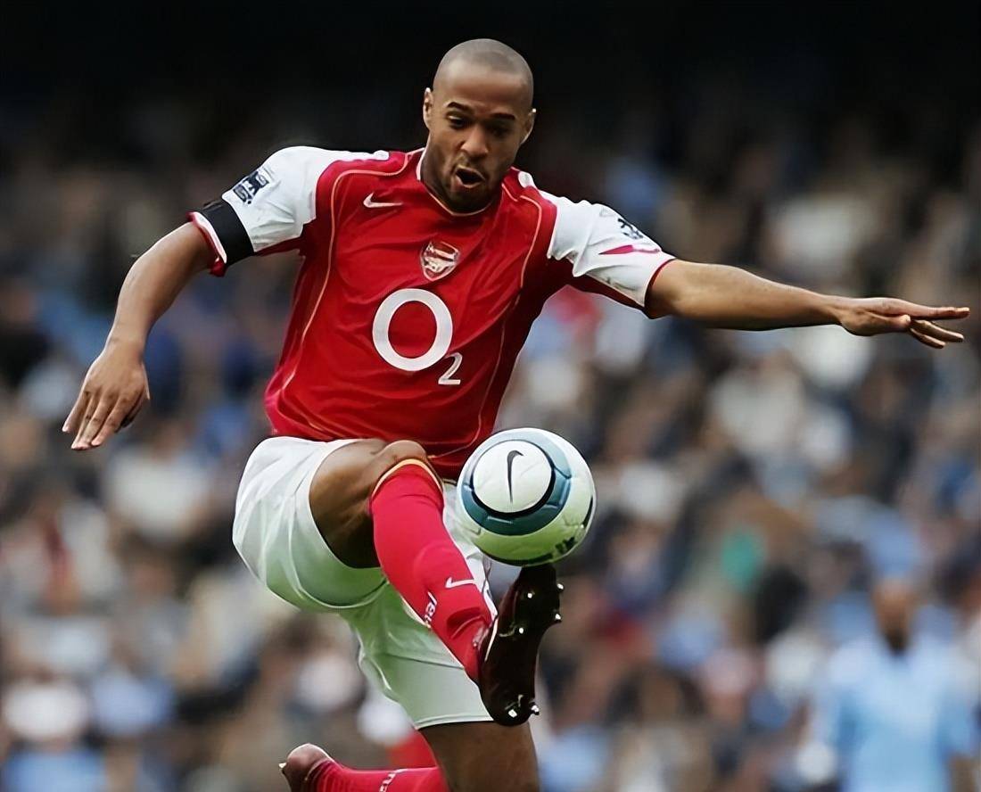  德罗巴球衣号码 