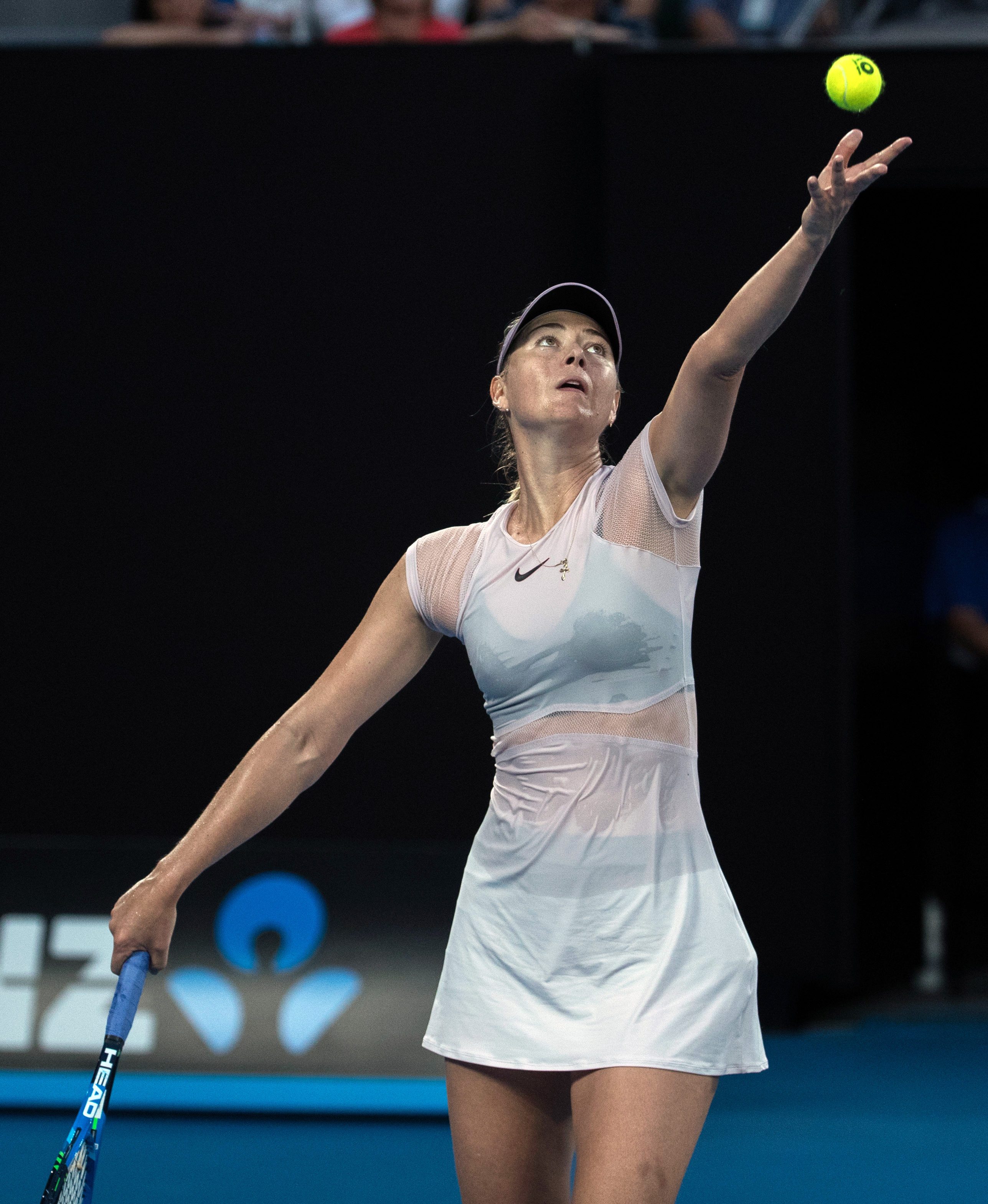 莎拉波娃爆冷击败澳大利亚队，突破纪录引爆全场！的简单介绍